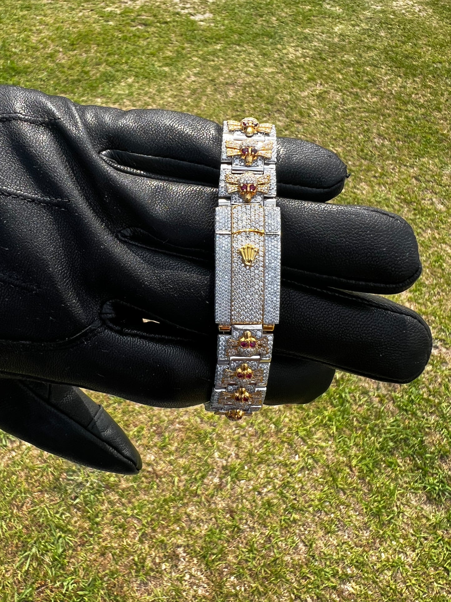 Ys Custom VVS1 Moissanite Date-Style Watch (Yellow Gold Accents)